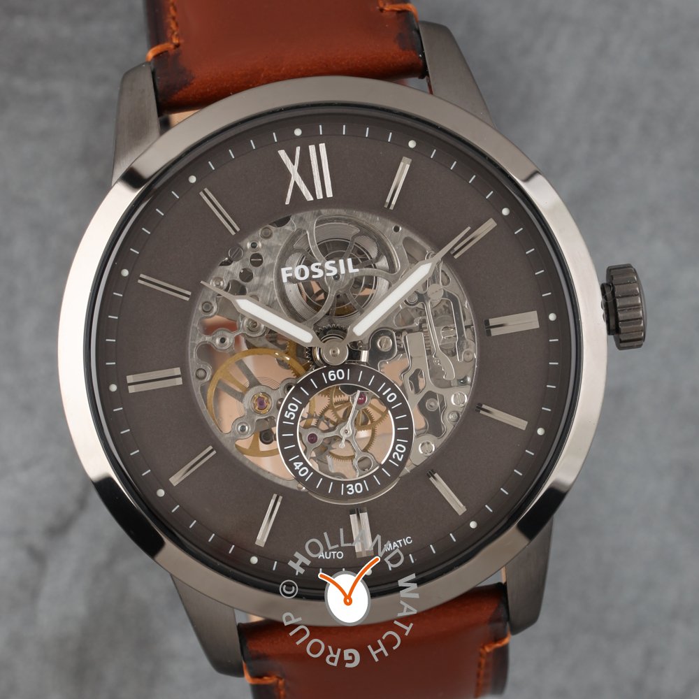 reloj fossil esqueleto hombre